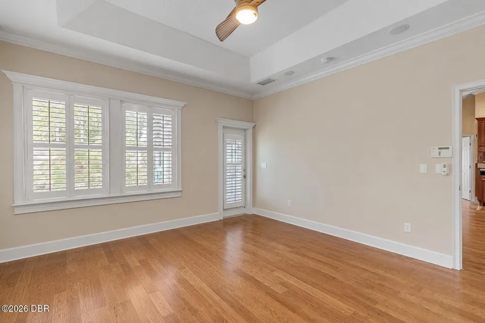 521 S Peninsula Avenue New Smyrna Beach, FL 32169
