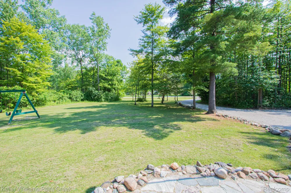 5104 Ravenswood Road Kimball Township, MI 48074