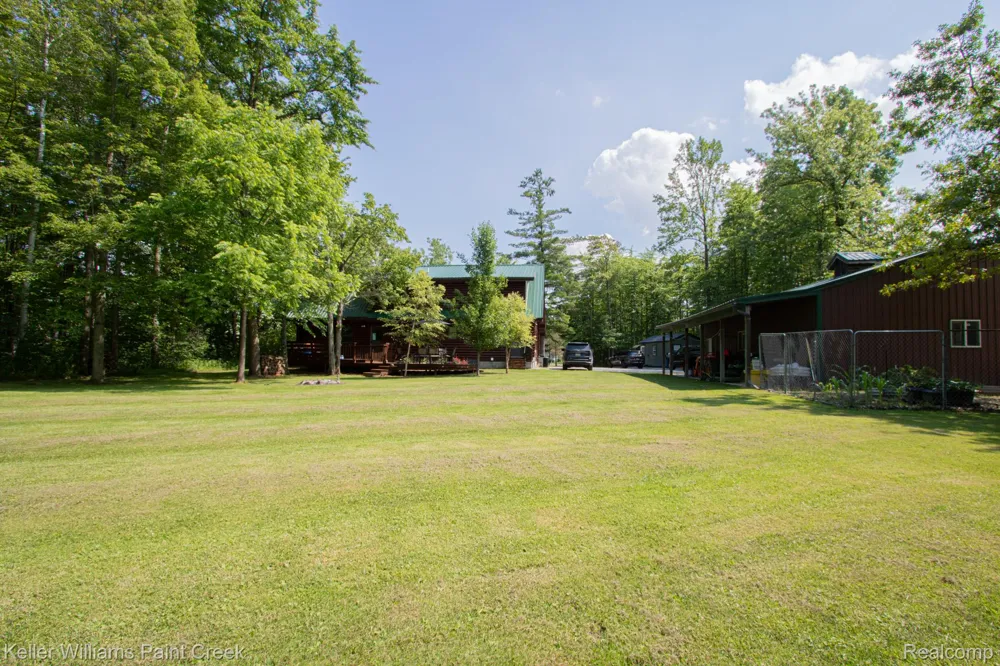 5104 Ravenswood Road Kimball Township, MI 48074