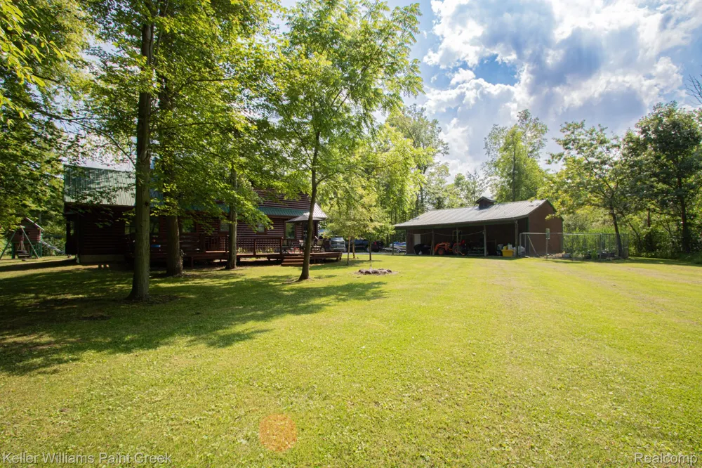 5104 Ravenswood Road Kimball Township, MI 48074