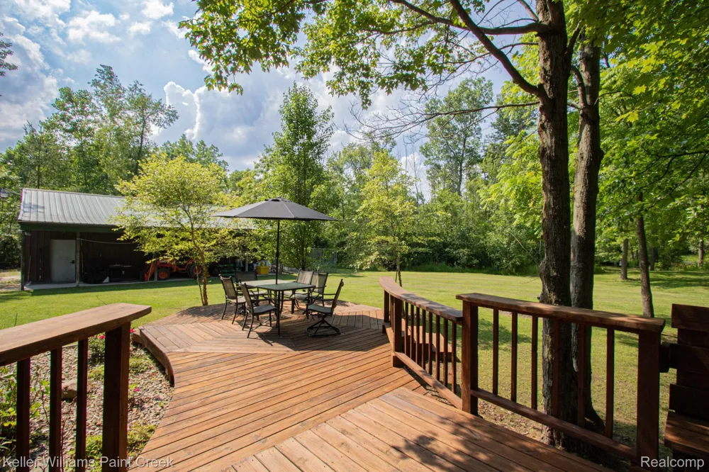5104 Ravenswood Road Kimball Township, MI 48074
