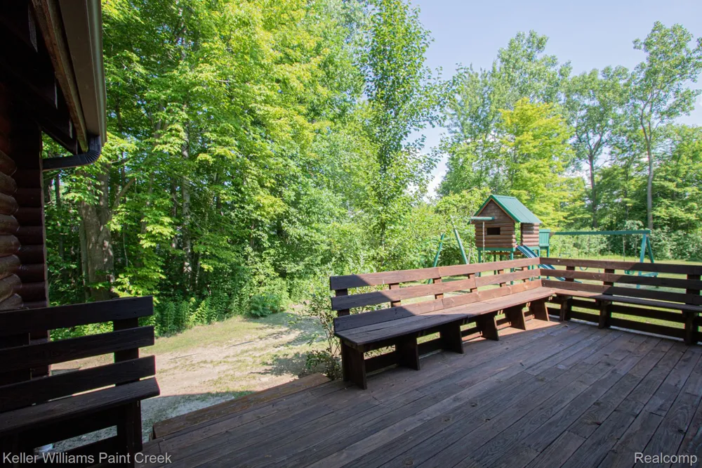 5104 Ravenswood Road Kimball Township, MI 48074