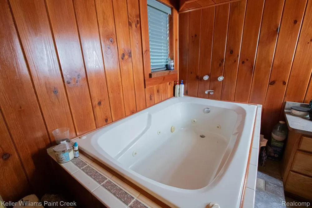 5104 Ravenswood Road Kimball Township, MI 48074