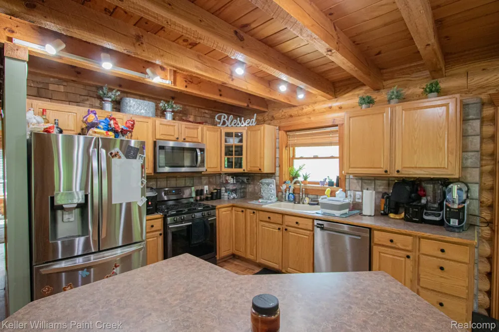 5104 Ravenswood Road Kimball Township, MI 48074