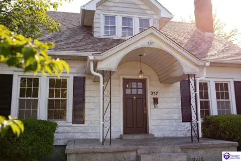 237 S Greensburg Street