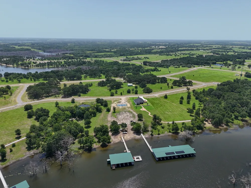 370 Shoreline Drive Dodd City, TX 75438