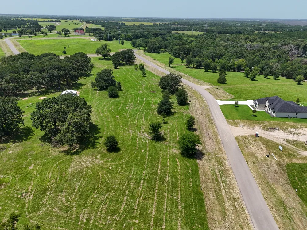 370 Shoreline Drive Dodd City, TX 75438