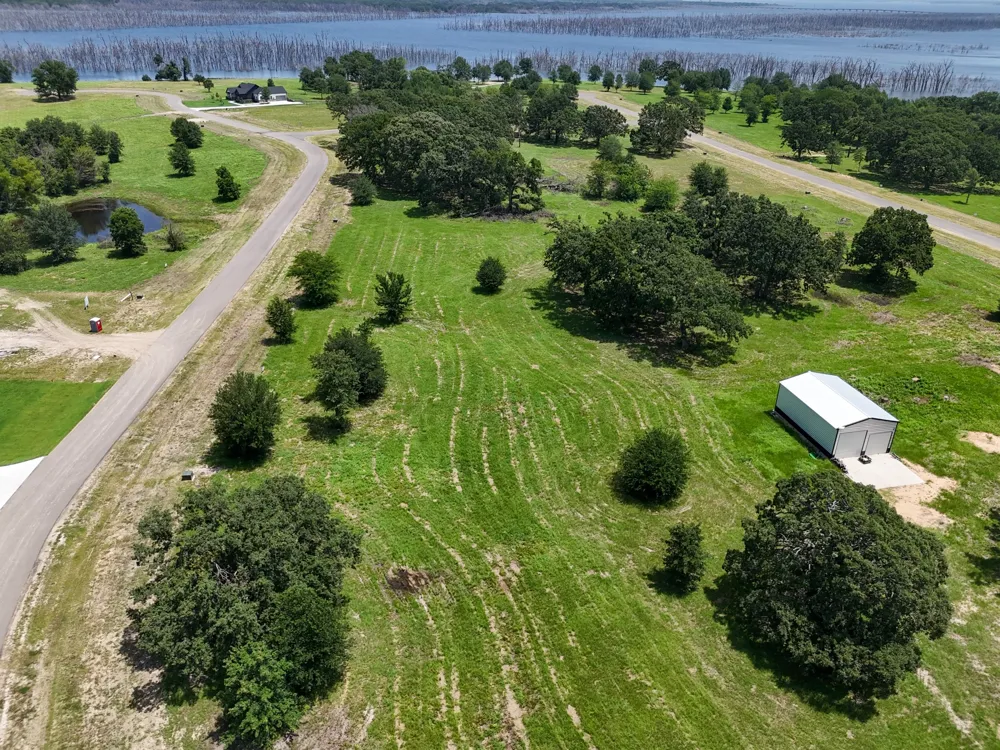370 Shoreline Drive Dodd City, TX 75438