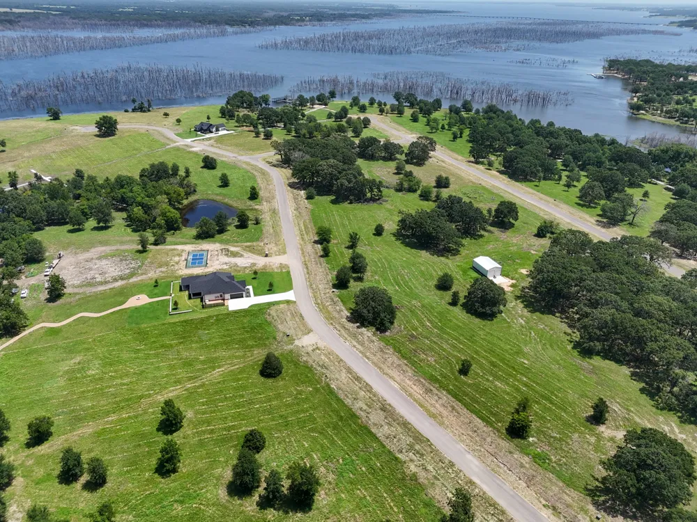 370 Shoreline Drive Dodd City, TX 75438