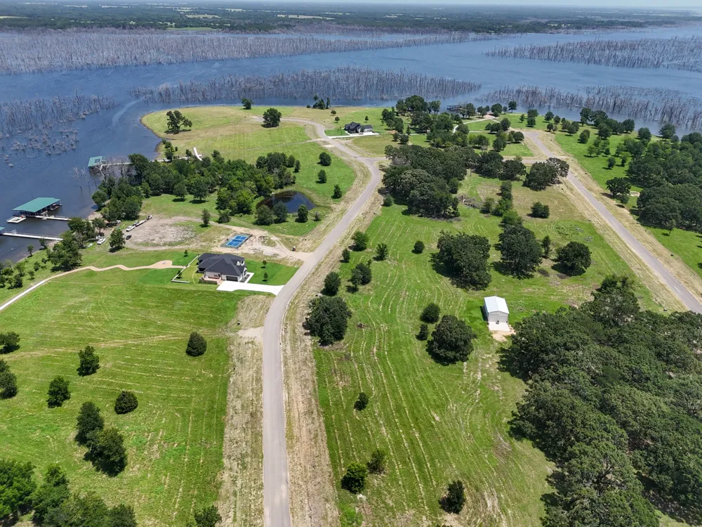 370 Shoreline Drive Dodd City, TX 75438
