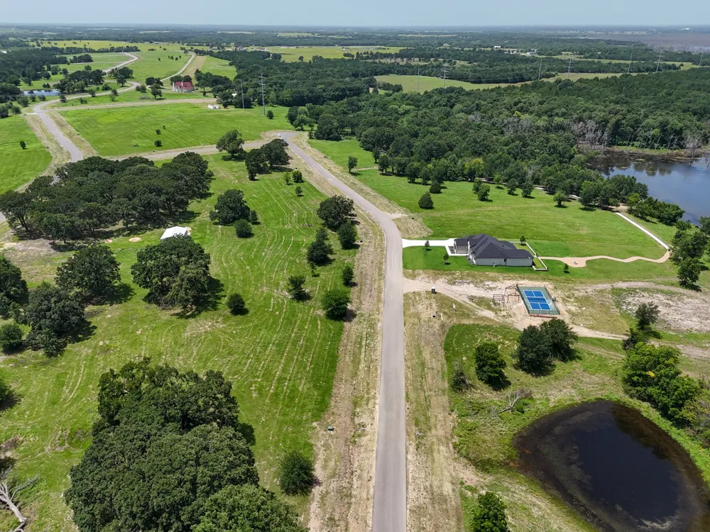 370 Shoreline Drive Dodd City, TX 75438