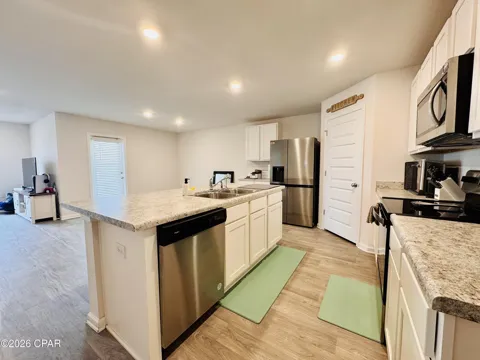 4007 Pioneer Lane