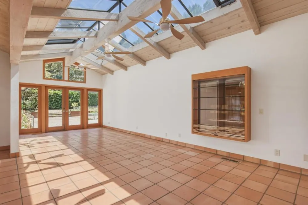 4 Paso Del Rio Carmel Valley, CA 93924