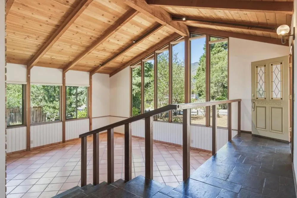 4 Paso Del Rio Carmel Valley, CA 93924