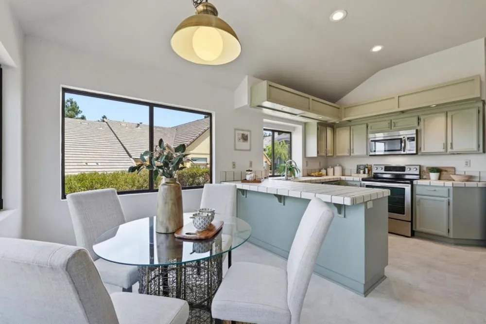 7711 Galloway Drive San Jose, CA 95135
