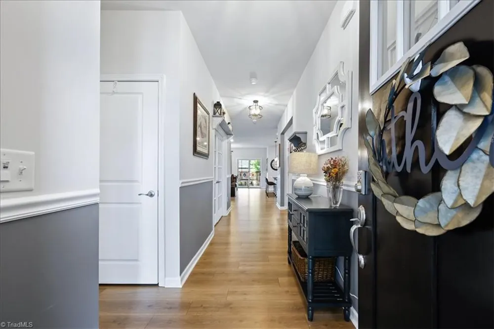 5127 Garnet Hill Drive Clemmons, NC 27021