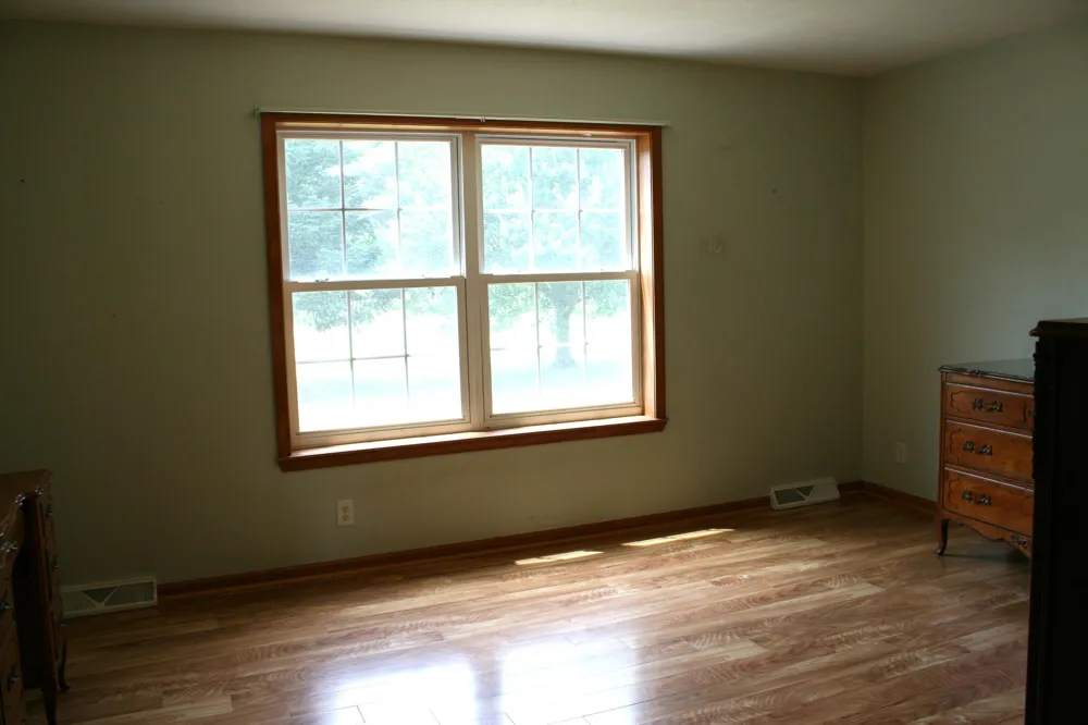 14021 Pardee Road Weesaw Township, MI 49107