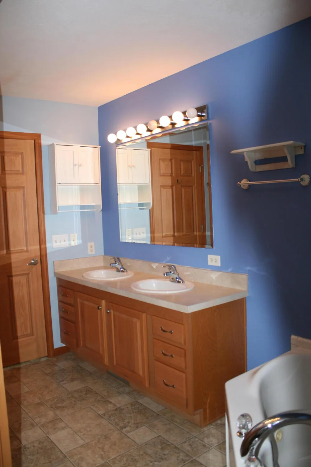 14021 Pardee Road Weesaw Township, MI 49107