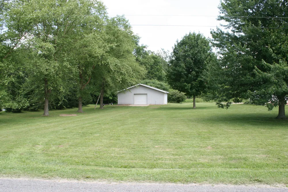 14021 Pardee Road Weesaw Township, MI 49107