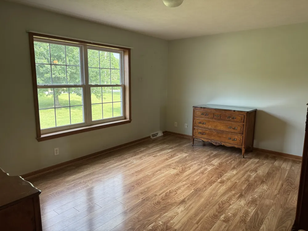 14021 Pardee Road Weesaw Township, MI 49107
