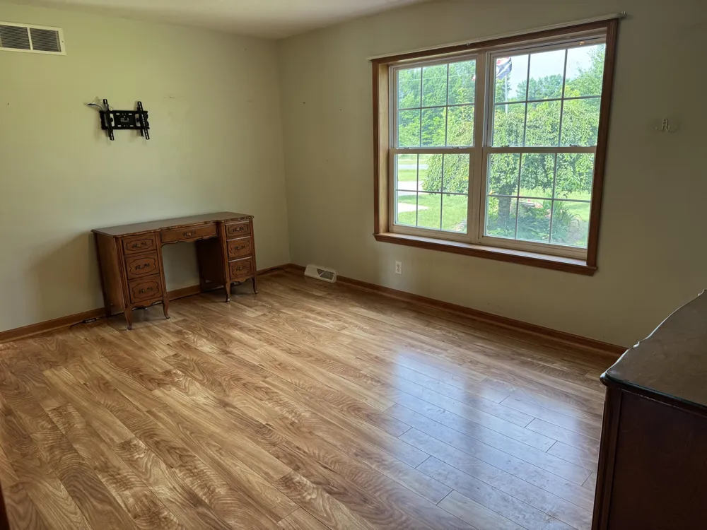 14021 Pardee Road Weesaw Township, MI 49107