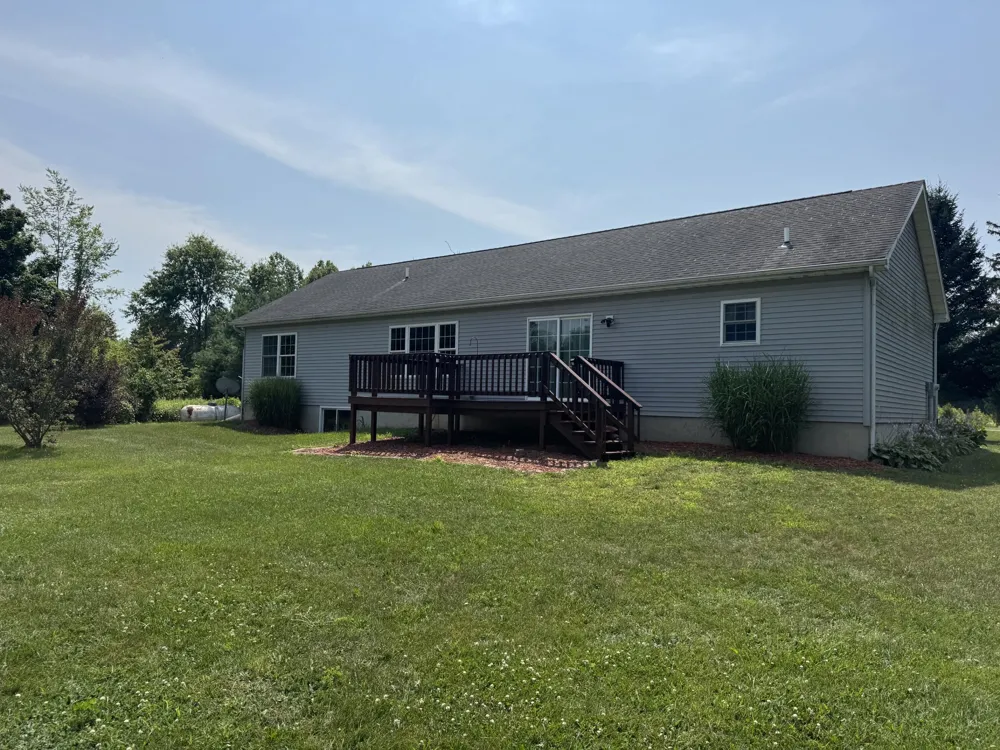 14021 Pardee Road Weesaw Township, MI 49107
