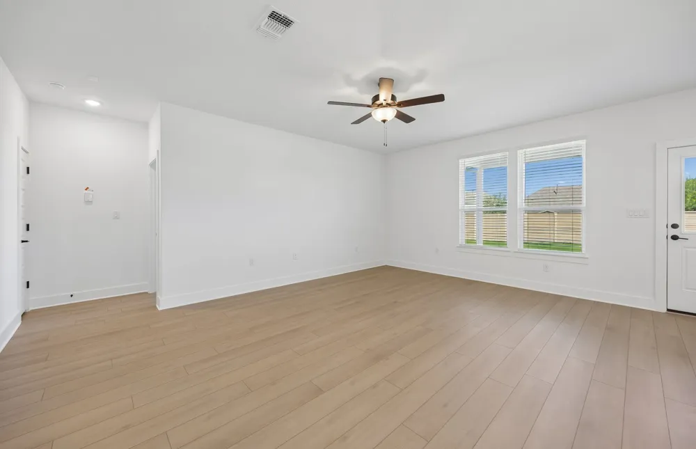 16824 Bustillos Pass Manor, TX 78653
