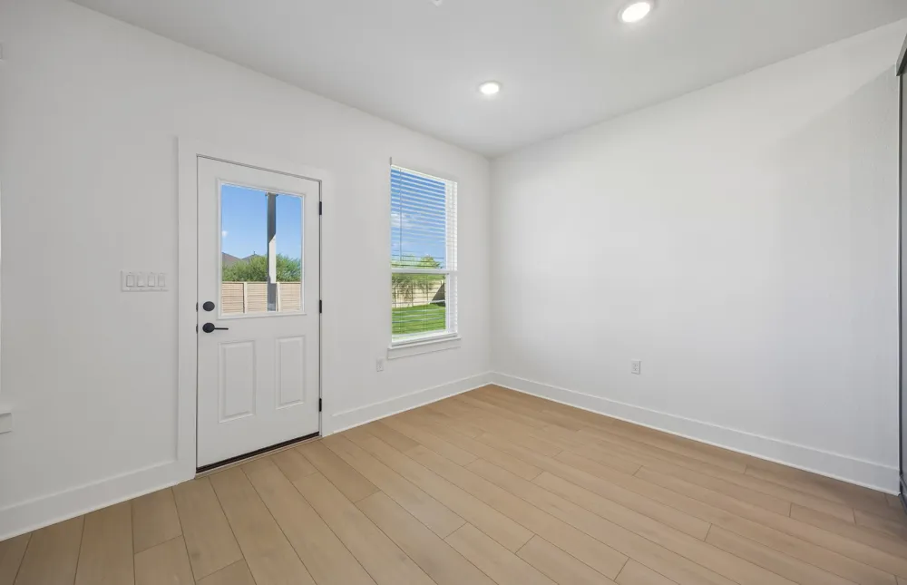 16824 Bustillos Pass Manor, TX 78653