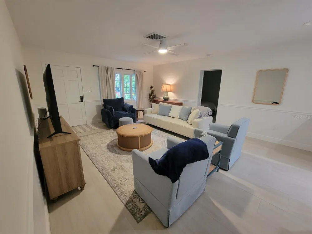 323 MADISON DRIVE Sarasota, FL 34236
