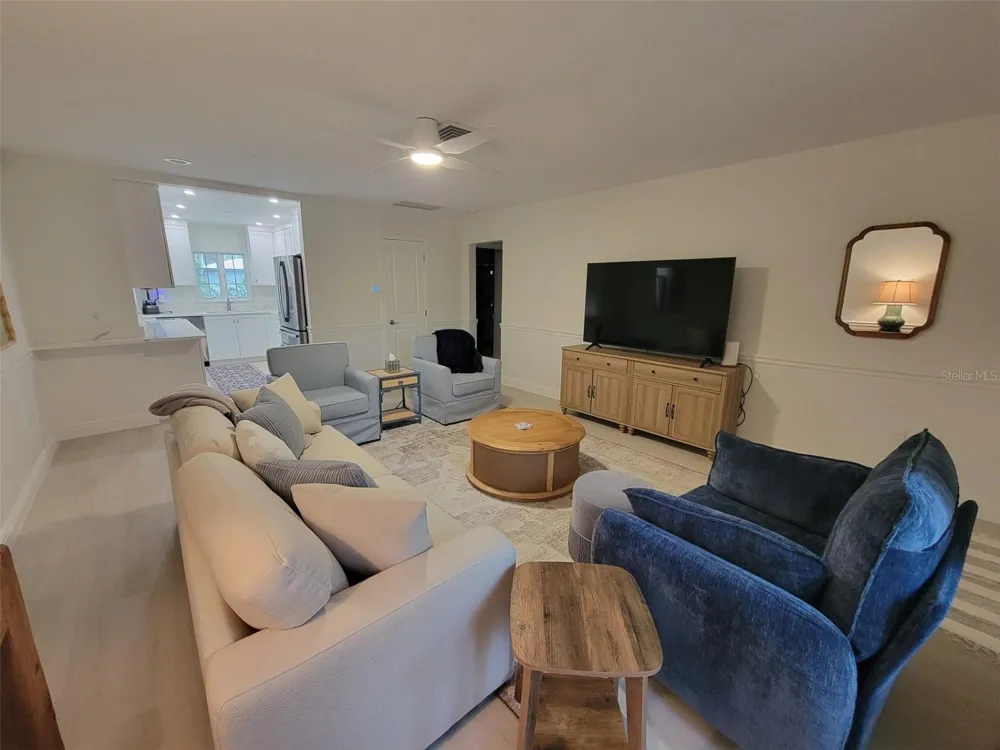 323 MADISON DRIVE Sarasota, FL 34236
