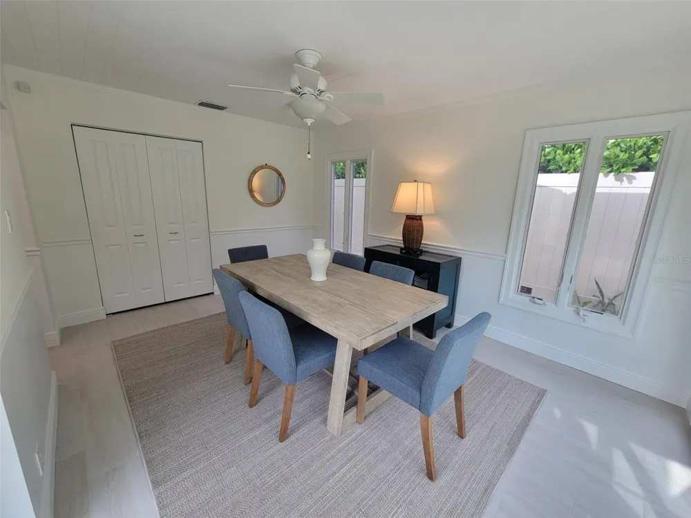 323 MADISON DRIVE Sarasota, FL 34236