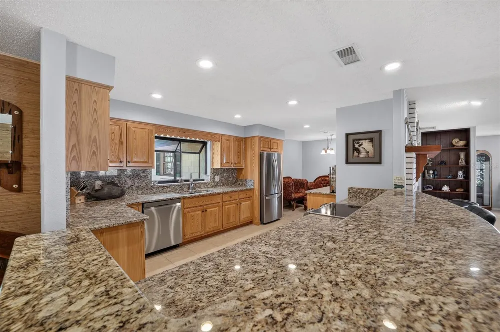 13200 E HIGHWAY 25 Ocklawaha, FL 32179