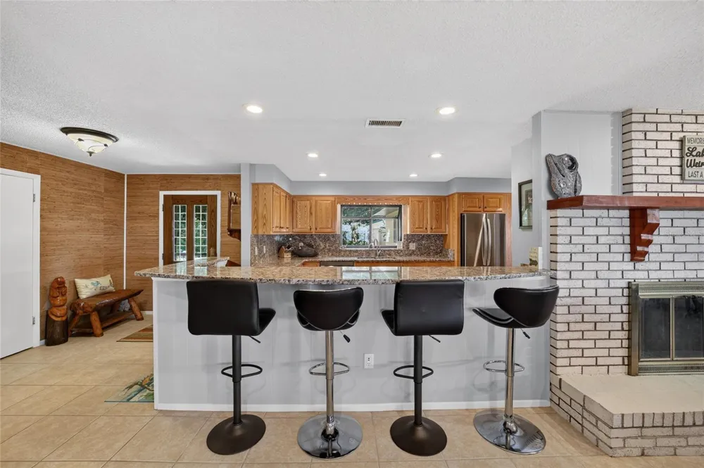 13200 E HIGHWAY 25 Ocklawaha, FL 32179