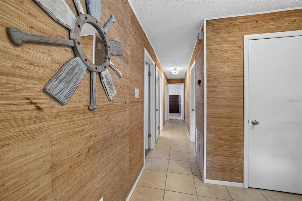 13200 E HIGHWAY 25 Ocklawaha, FL 32179