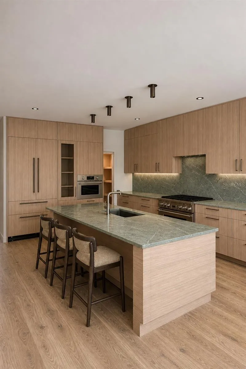 1680 CHERRY LANE Sarasota, FL 34236