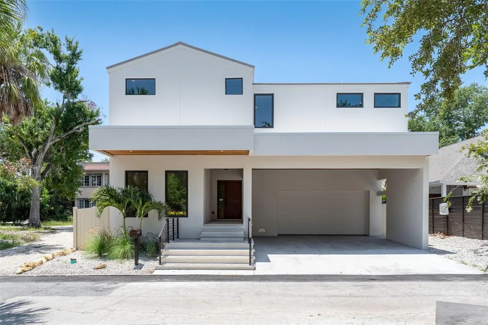 1680 CHERRY LANE Sarasota, FL 34236