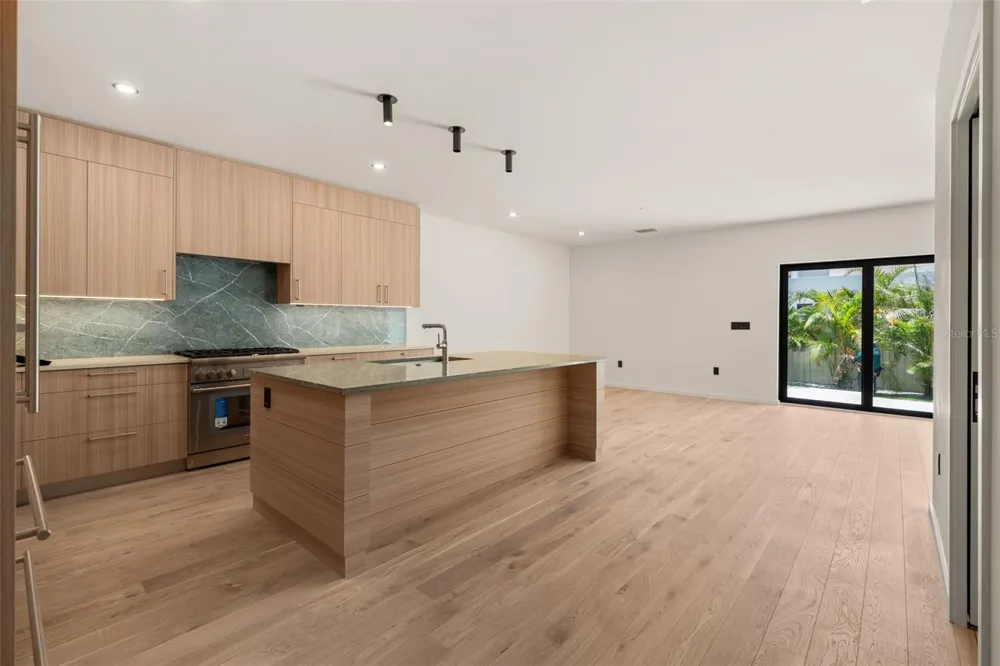1680 CHERRY LANE Sarasota, FL 34236