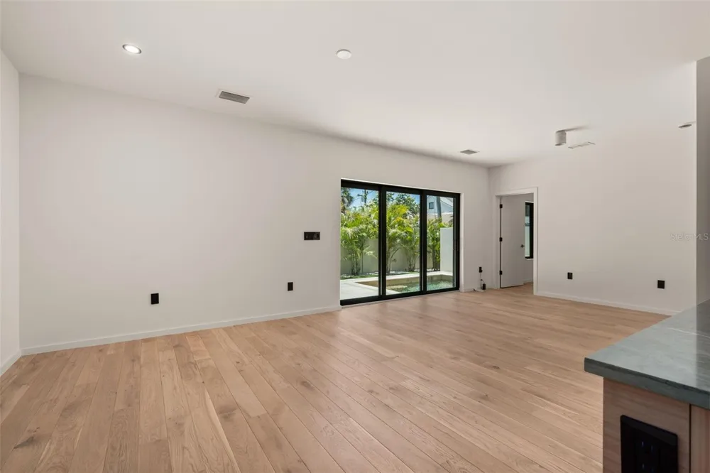 1680 CHERRY LANE Sarasota, FL 34236