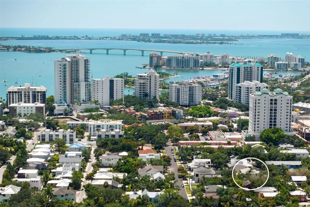 1680 CHERRY LANE Sarasota, FL 34236