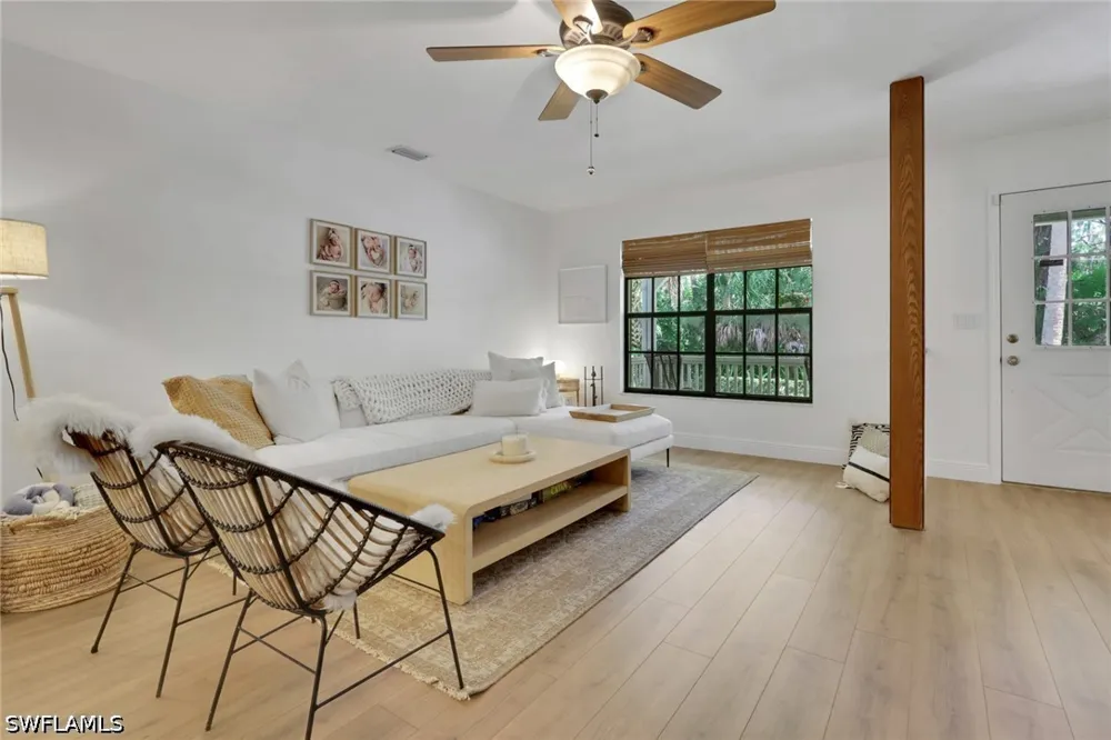10th Avenue SE Naples, FL 34117