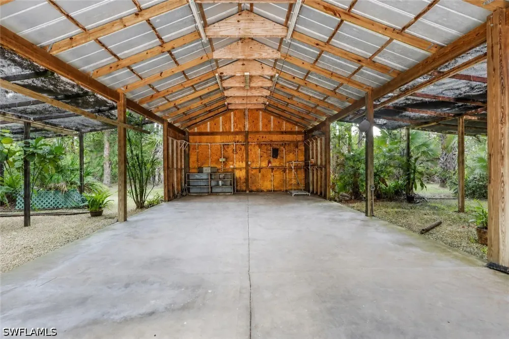 10th Avenue SE Naples, FL 34117