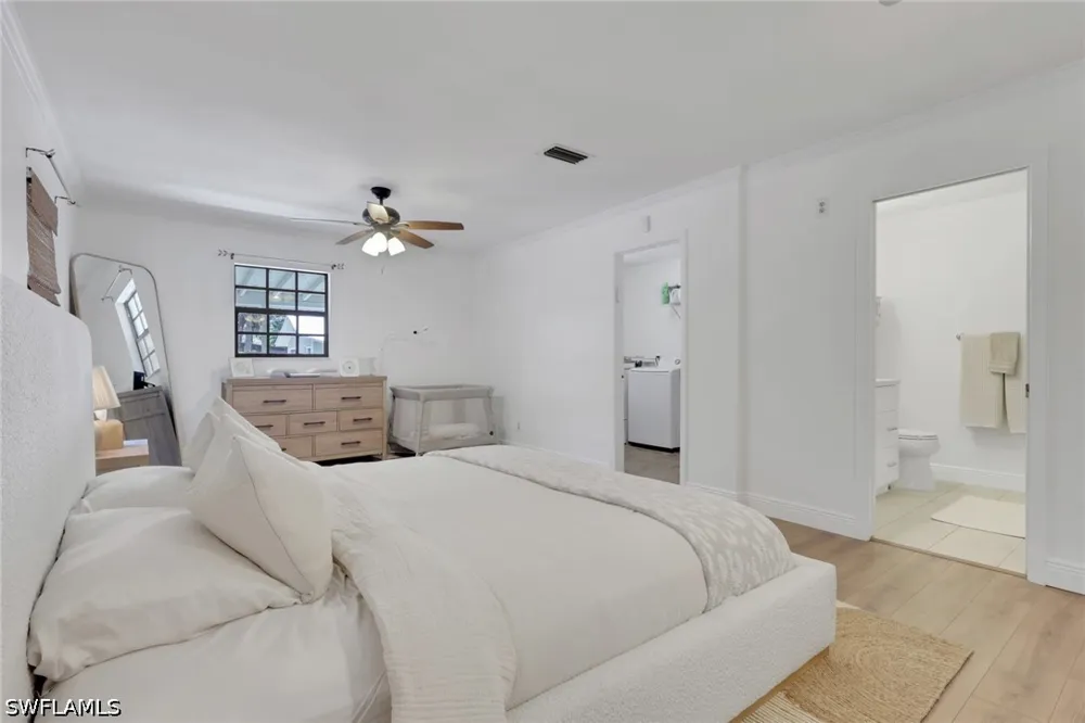 10th Avenue SE Naples, FL 34117