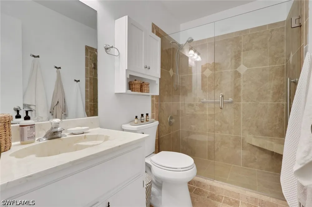 10th Avenue SE Naples, FL 34117