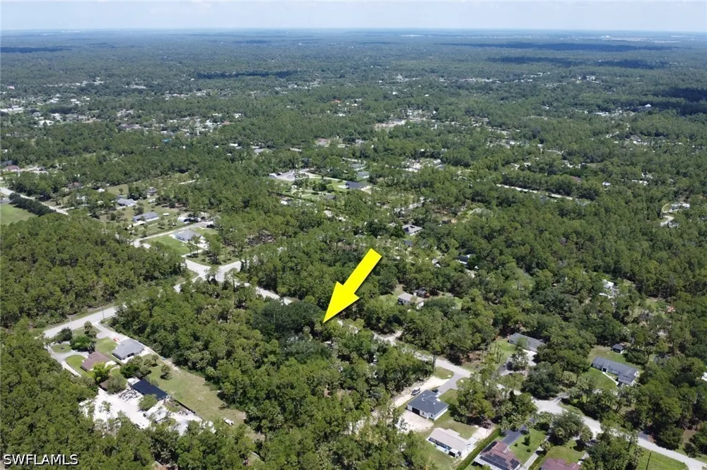 10th Avenue SE Naples, FL 34117