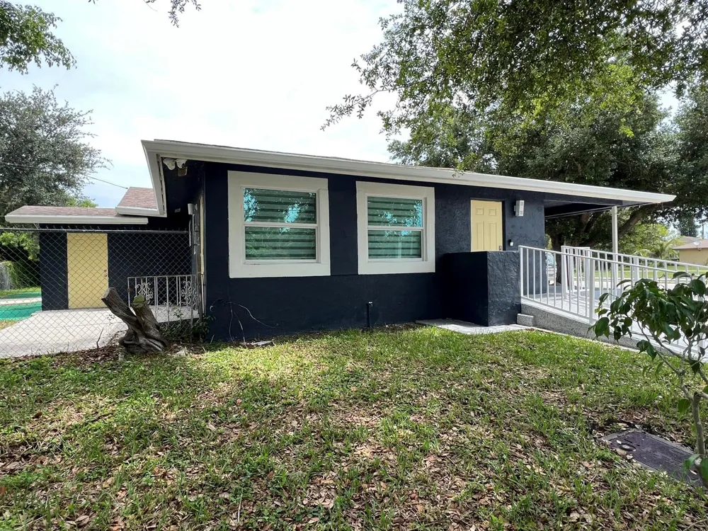 601 NW 2nd Street Delray Beach, FL 33444