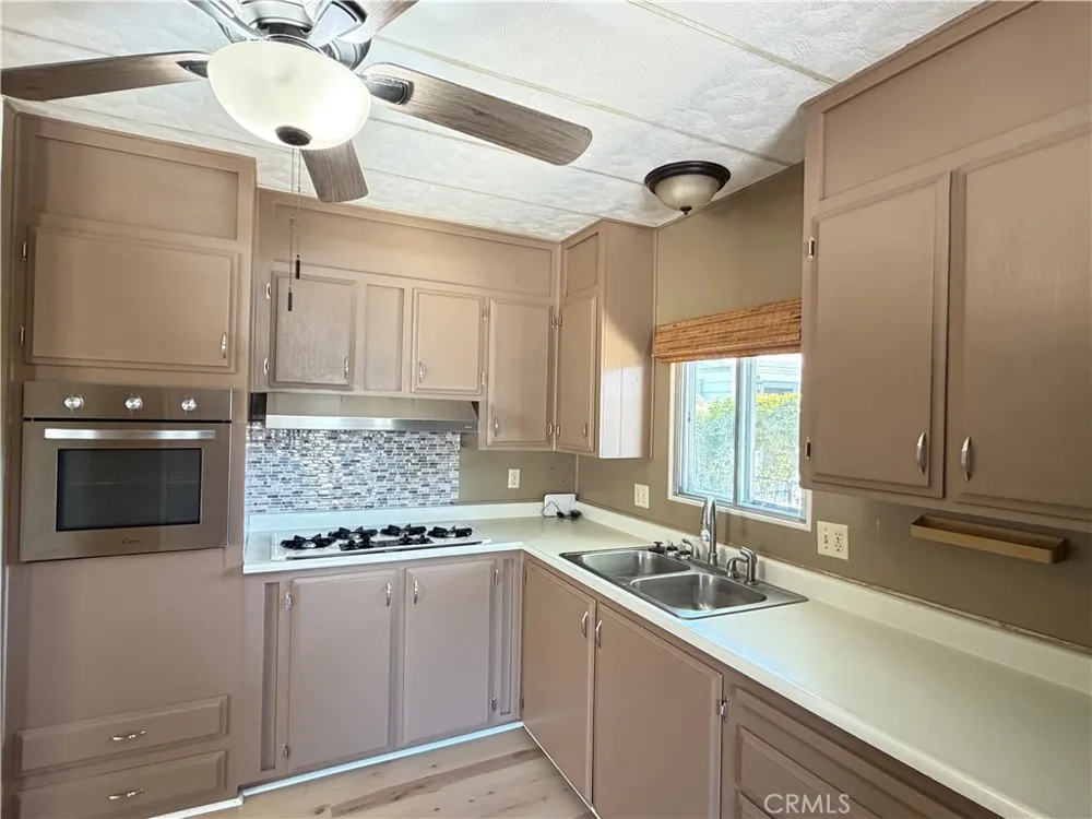 10465 Frontier Cherry Valley, CA 92223