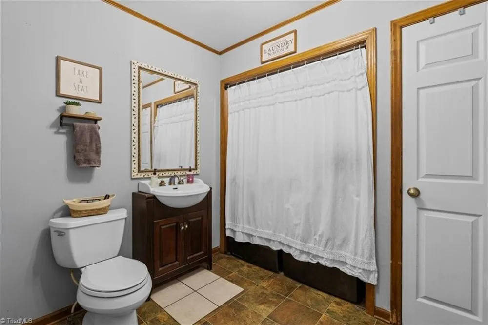 1013 Lacy Hepler Road Thomasville, NC 27360