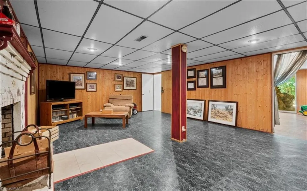1013 Lacy Hepler Road Thomasville, NC 27360