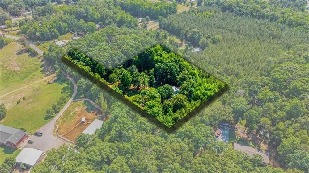 1013 Lacy Hepler Road Thomasville, NC 27360