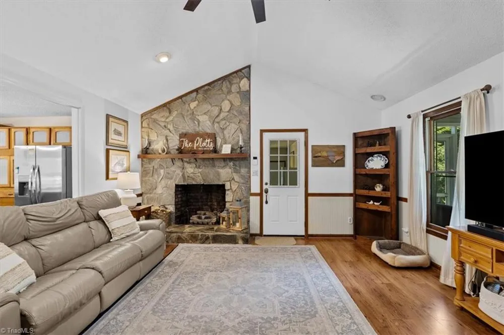1013 Lacy Hepler Road Thomasville, NC 27360
